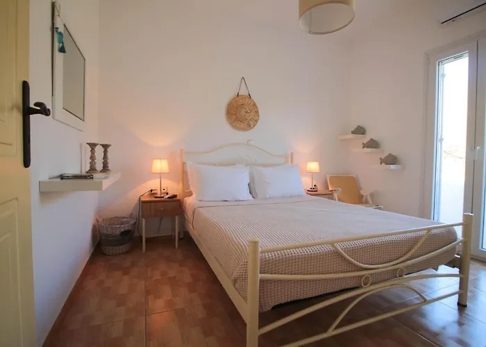 Iliopetra * Άγιος Ρομανός