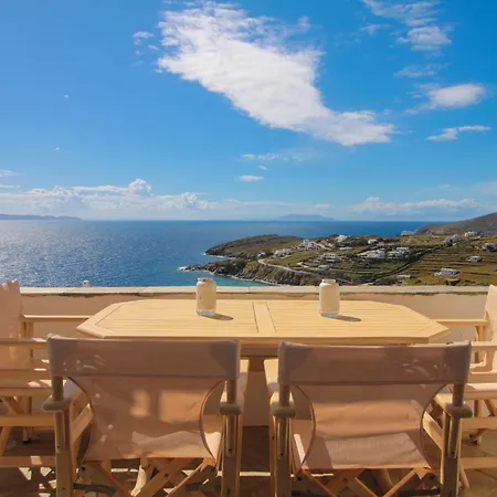 Iliopetra Villa *