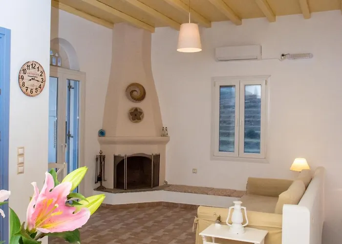 וילה Iliopetra *