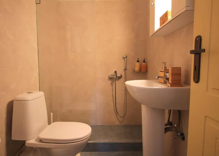 Iliopetra וילה אגיוס רומנוס